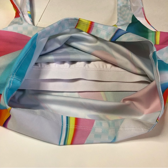 Fabletics Built-In Bra Tank - Picture 5 of 7